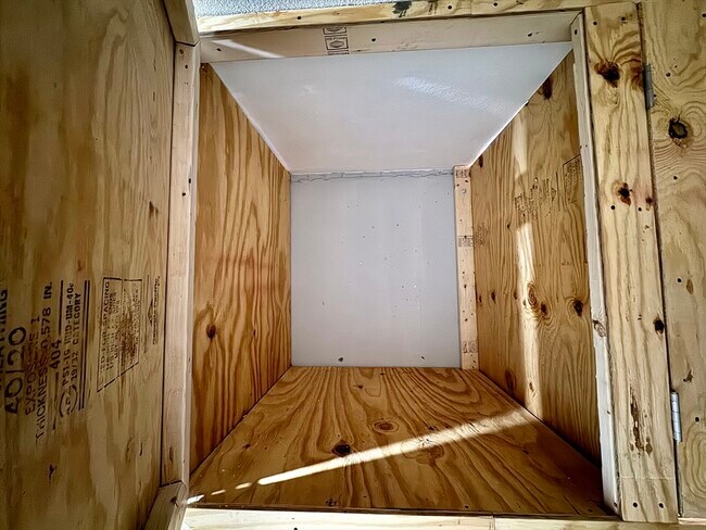 Building Photo - 10 Vinal St