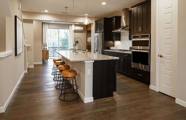 Building Photo - Modern Air Conditioned 3 bedroom in Bothell