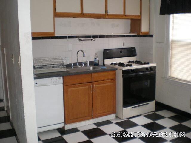 Building Photo - 225 Parsons St