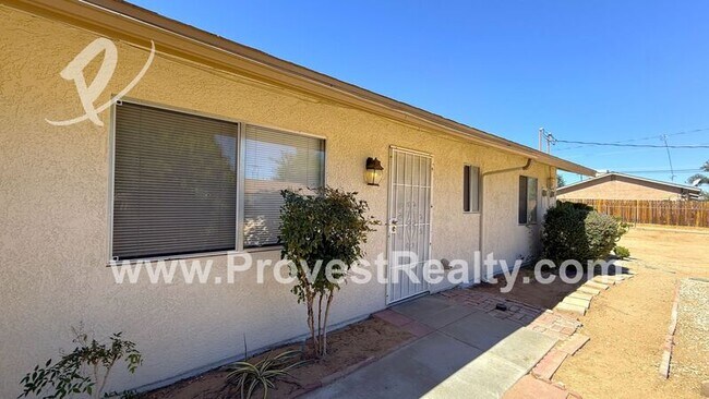 Building Photo - 12780 Redwing Rd