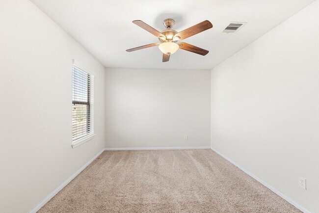 Building Photo - 15406 Grand Sage Dr