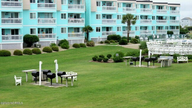 Building Photo - 301 Commerce Way