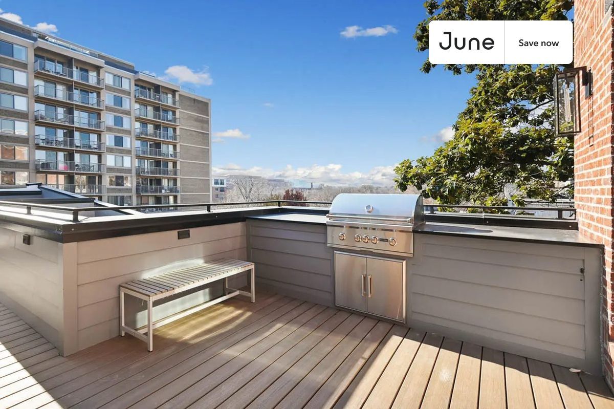 Building Photo - 2147 P St NW