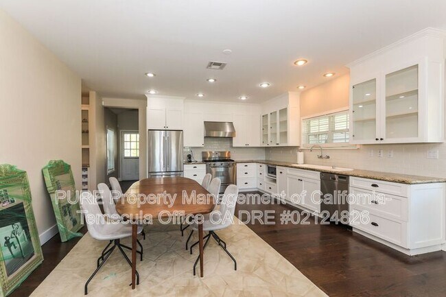 Building Photo - 36475 Avenida La Cresta