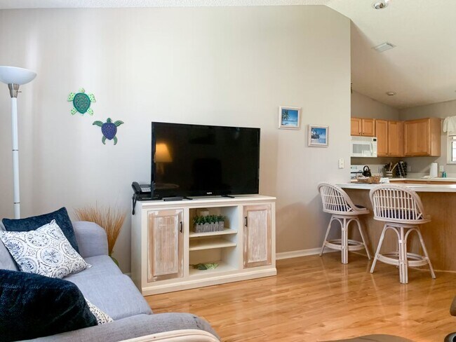 Building Photo - 1108 Davenport Dr