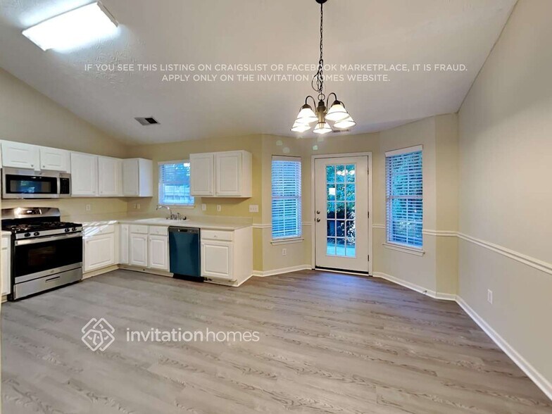 Building Photo - 1324 Wilkes Crest Ct