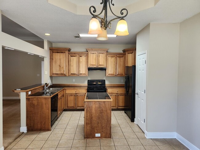 Building Photo - 6320 Luckey Ln