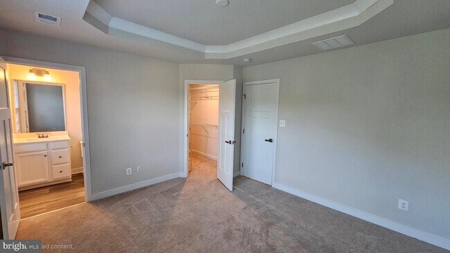 Building Photo - 2055 Rivers Dr