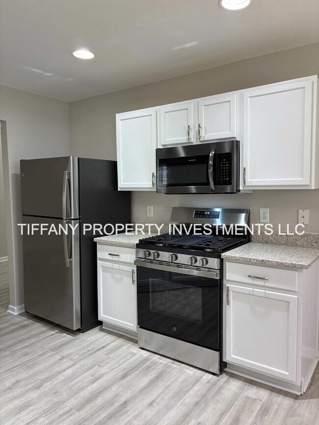 Building Photo - 1435 Highfield Ct