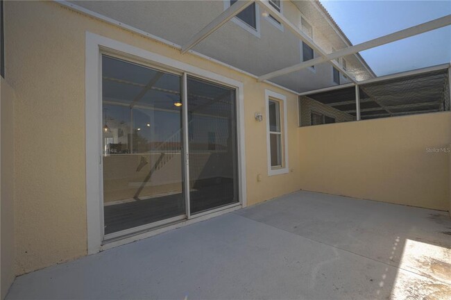 Building Photo - 1241 S Beach Cir
