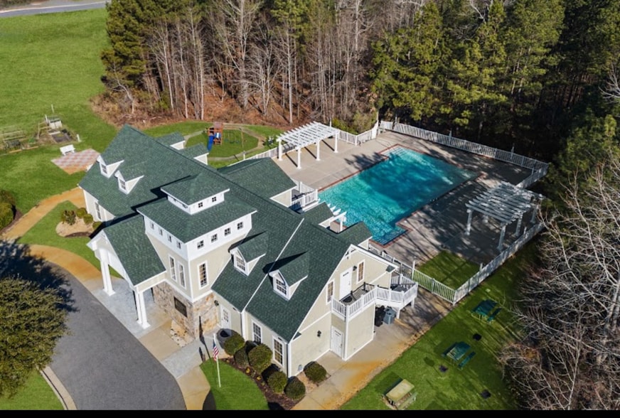 Building Photo - 1606 Raven Way