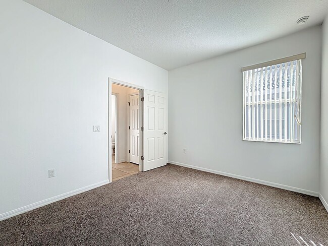 Building Photo - Pool Home-Bella Lago-3786 Eagle Isle Kissimmee FL 34746