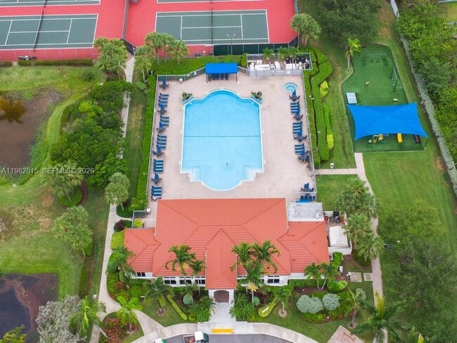 Building Photo - 1560 Seagrape Way