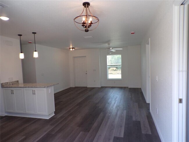 Building Photo - 29401 Goodhue St