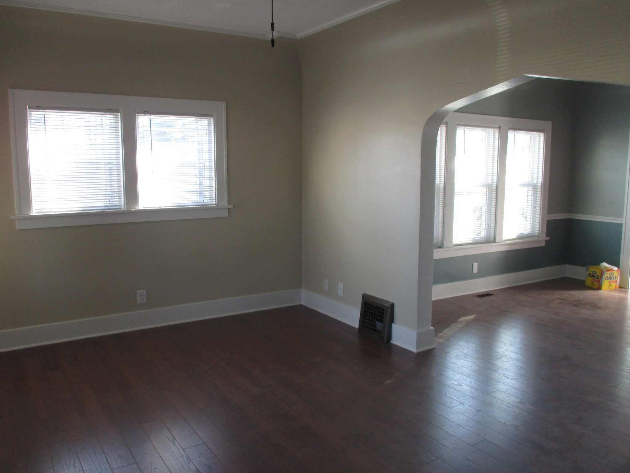 Building Photo - 1745 W Locust St