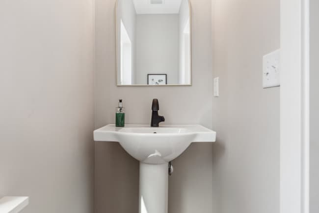 Building Photo - 4478 Butterfield Pl