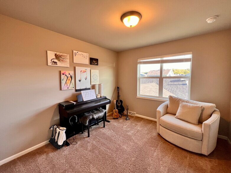 Bedroom #3 - 9751 Watts Rd