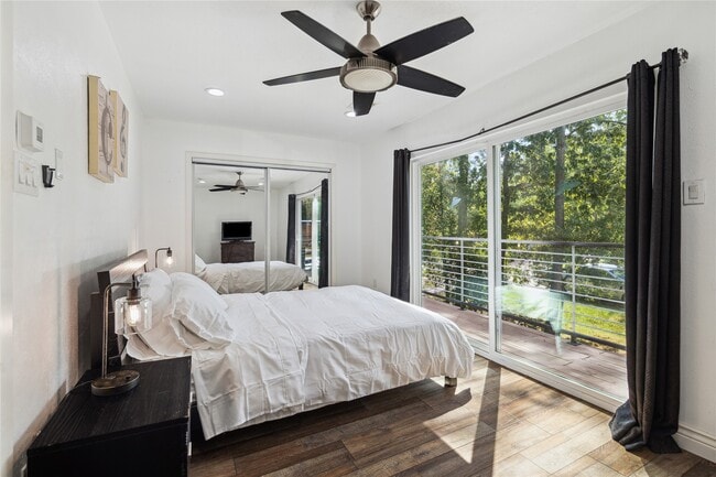 Building Photo - 64 N Timber Top Dr