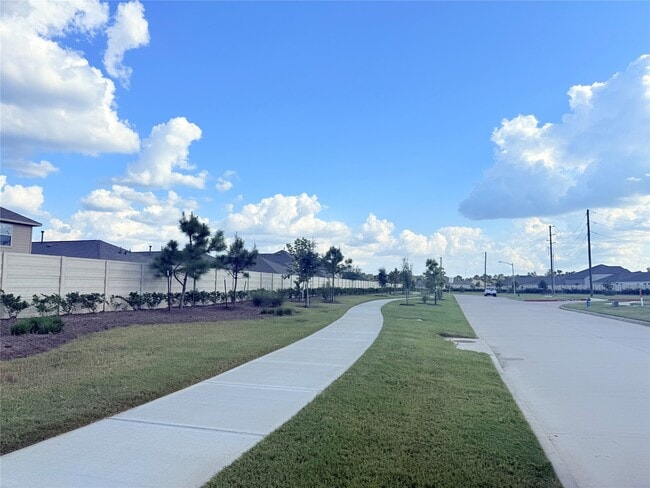 Building Photo - 17941 Valle Cupa Ln