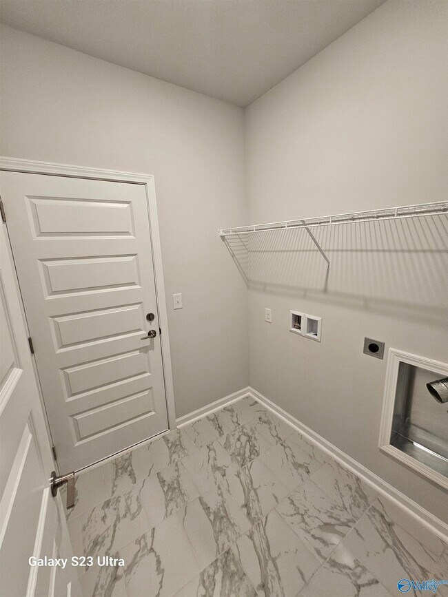 Building Photo - 6007 Margie Collins Dr SE