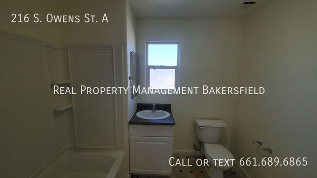 Building Photo - 216 S Owens St