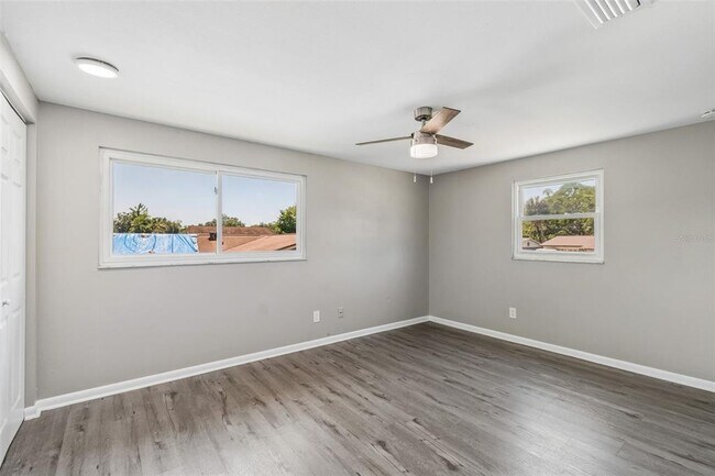 Building Photo - 7111 Gateway Ct