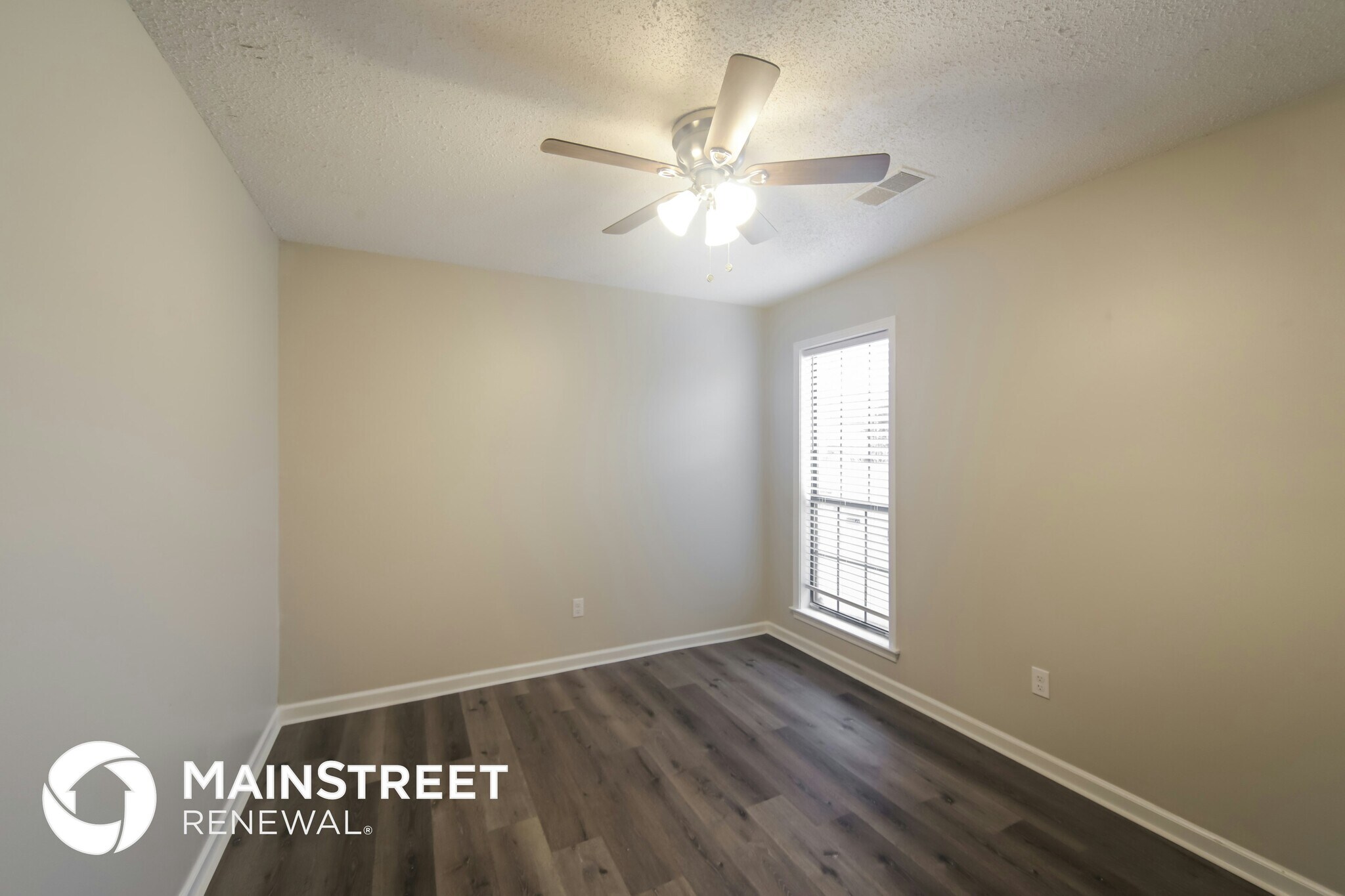 Building Photo - 6525 Bald Cypress Cove