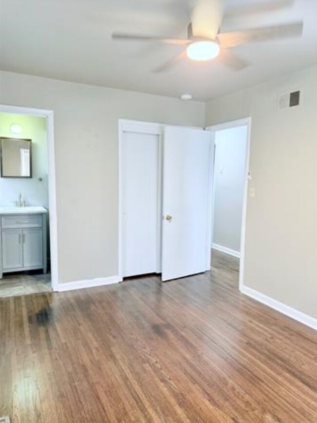 Building Photo - Charming 3-Bedroom Home Near the Rose Dist...