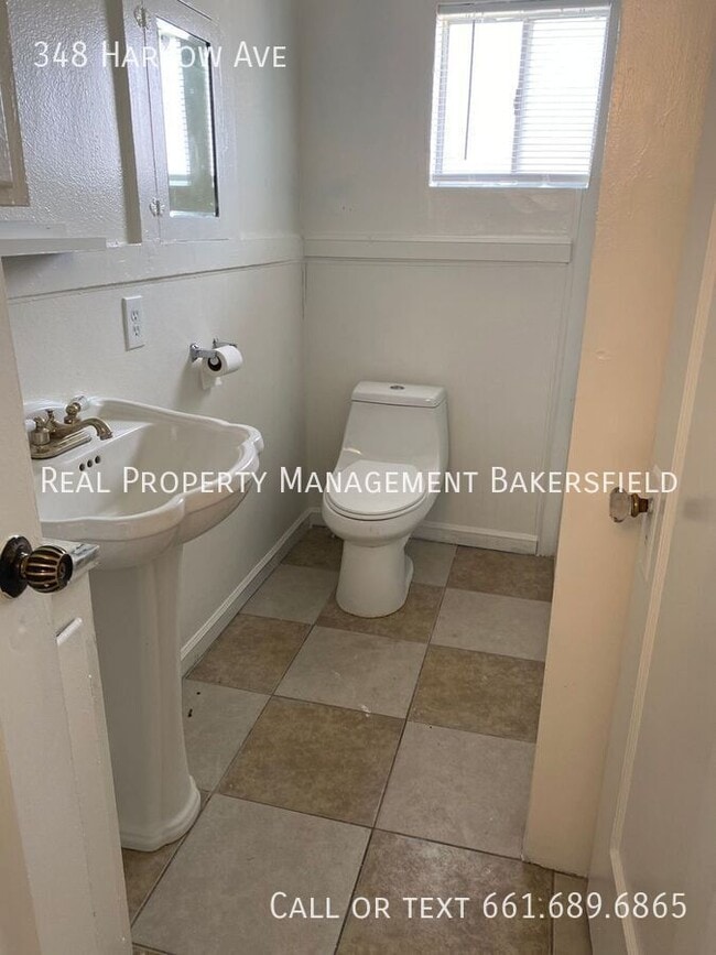 Building Photo - 348 Harlow Ave