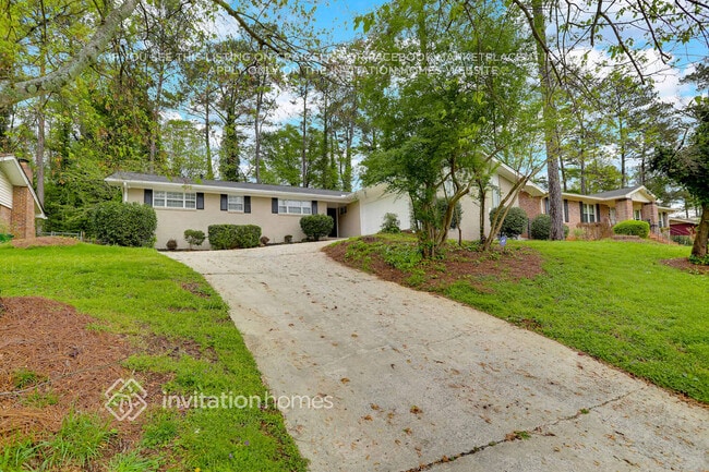 Building Photo - 2813 Rainbow Forest Dr