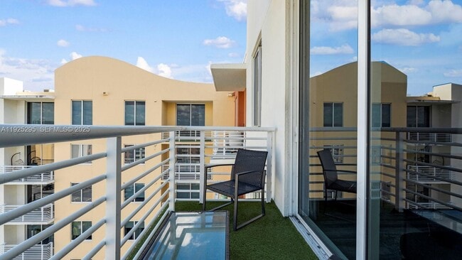 Building Photo - 18800 NE 29th Ave