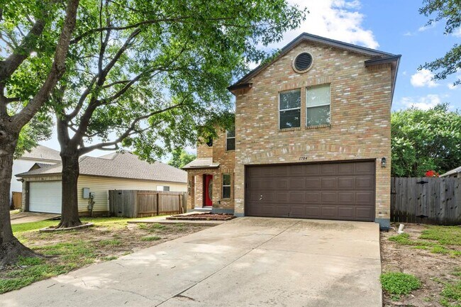 Building Photo - 1704 Matagorda Dr