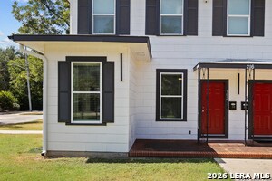 Building Photo - 216 Eleanor Ave
