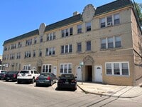 Building Photo - 3155 N Long Ave