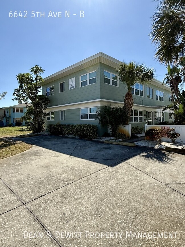 Building Photo - 6642 5th Ave N