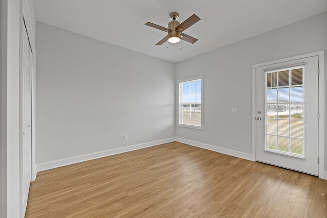 Building Photo - 170 Wingate Ave