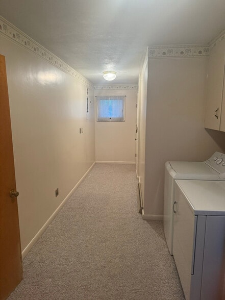 Building Photo - 2419 W Anna St