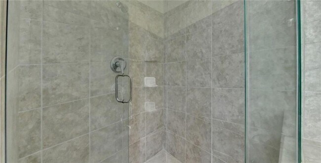 Building Photo - 2405 Tenor Ln