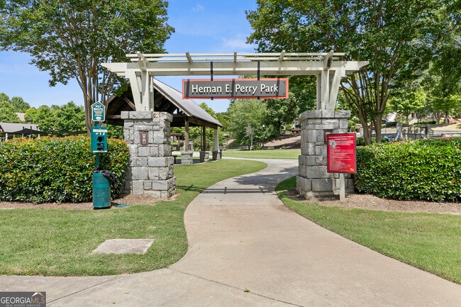 Building Photo - 1954 Summit Trace Cir NW