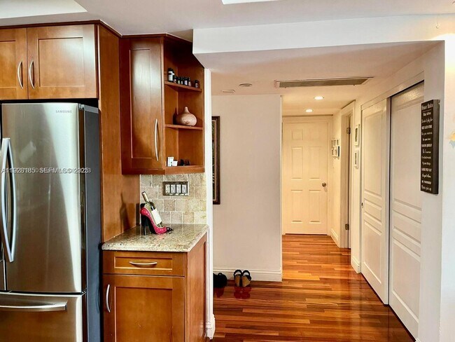 Building Photo - 19390 Collins Ave