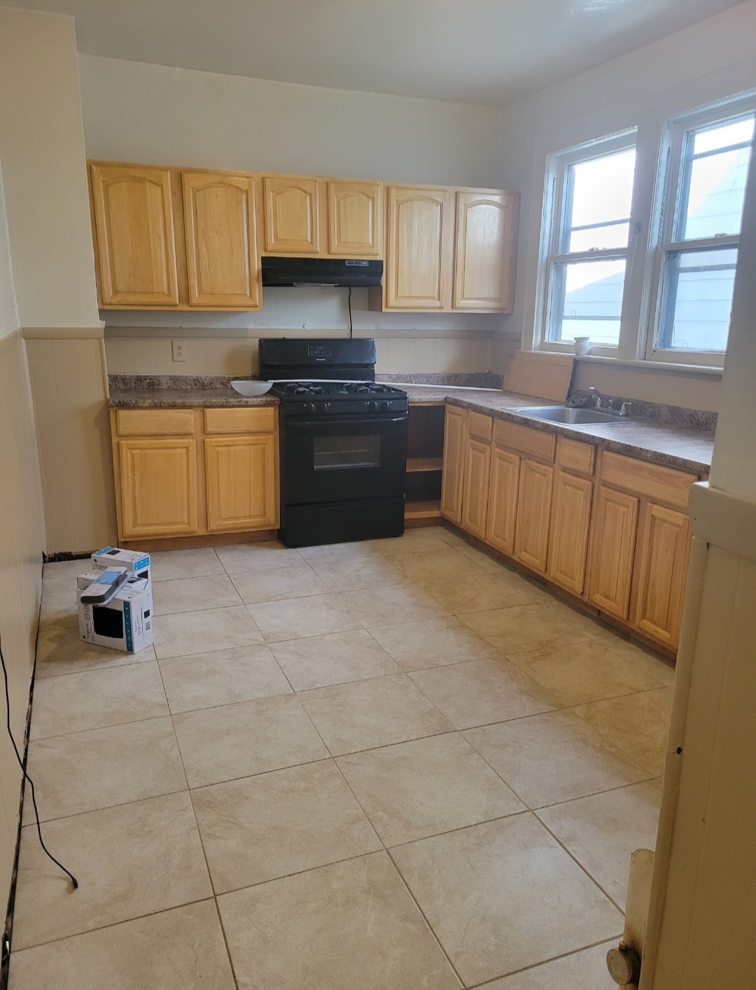 Building Photo - 82 Smith St