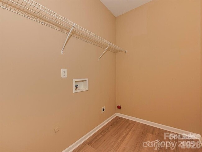 Building Photo - 5607 Fulton Ridge Dr