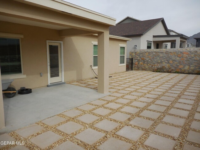 Building Photo - 7316 Glacier Dr