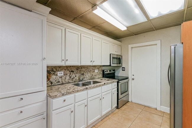 Building Photo - 16410 NW 20th Ave