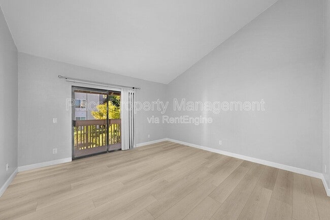 Building Photo - 6863 Caminito Mundo