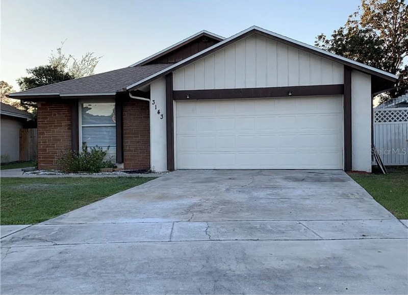 Primary Photo - 3143 Pinto Dr