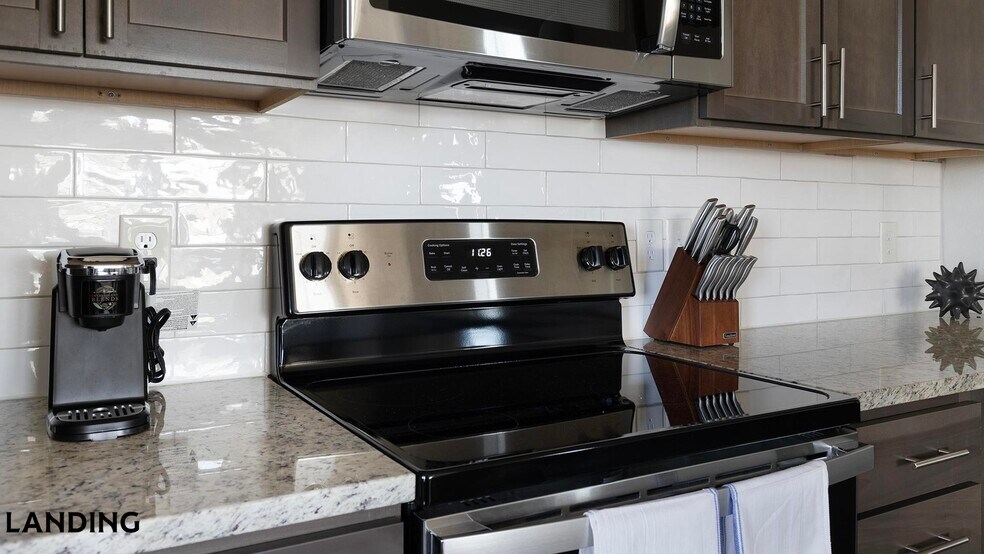 Building Photo - 20915 Wilderness Oak