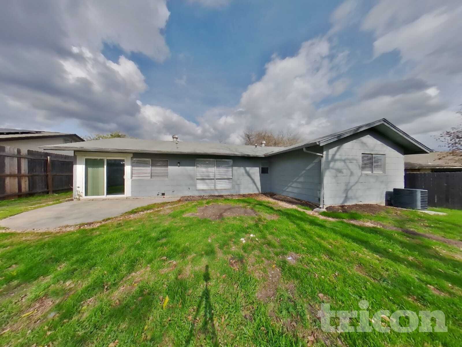 Building Photo - 7326 Glen Trail