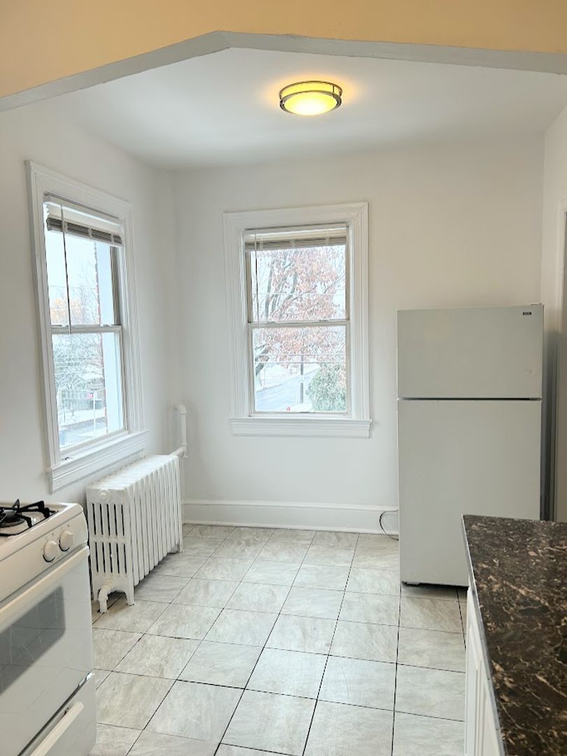 Building Photo - 501 Peabody St NW