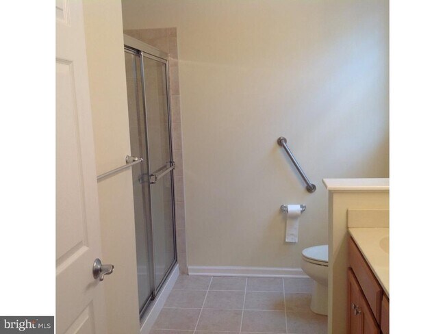 Building Photo - 1321 Sierra Dr